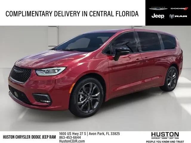 2026 Chrysler Pacifica Select for sale in Avon Park, FL