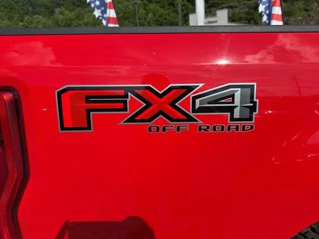 2022 Ford F-350 LARIAT