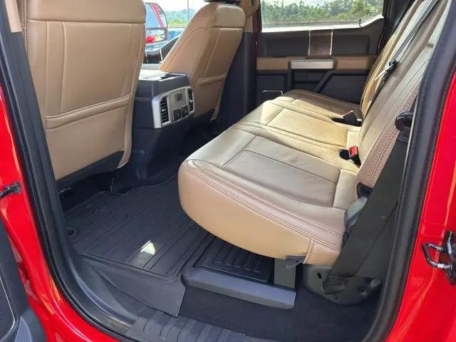 2022 Ford F-350 LARIAT