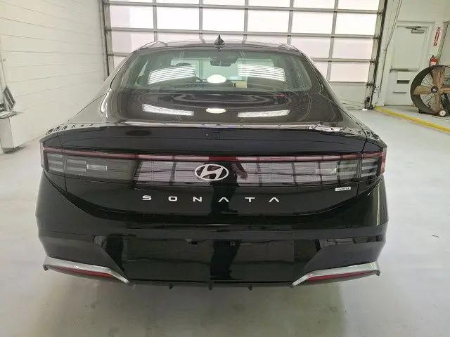 2025 Hyundai Sonata Hybrid Limited