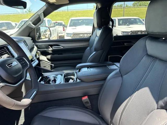 2026 Jeep Grand Wagoneer Limited Altitude 4x4