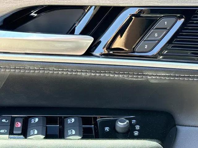 2026 Jeep Grand Wagoneer Limited Altitude 4x4