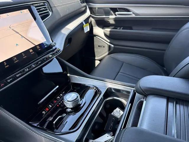 2026 Jeep Grand Wagoneer Limited Altitude 4x4