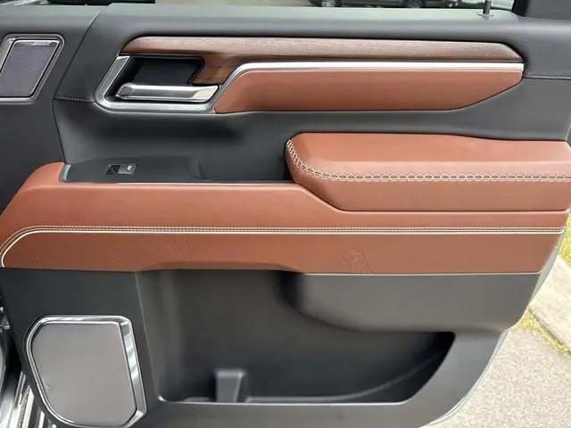 2025 GMC Sierra 2500HD 4WD Crew Cab Standard Bed Denali Ultimate