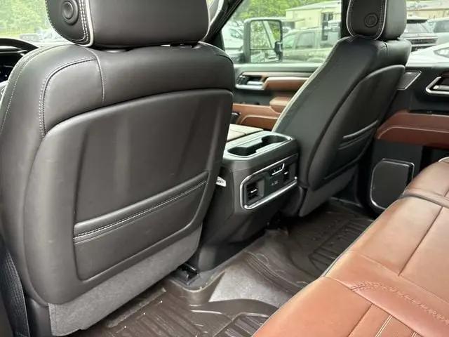 2025 GMC Sierra 2500HD 4WD Crew Cab Standard Bed Denali Ultimate