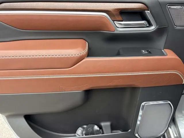 2025 GMC Sierra 2500HD 4WD Crew Cab Standard Bed Denali Ultimate
