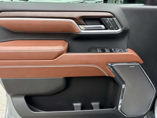 2025 GMC Sierra 2500HD 4WD Crew Cab Standard Bed Denali Ultimate