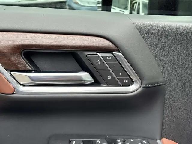 2025 GMC Sierra 2500HD 4WD Crew Cab Standard Bed Denali Ultimate