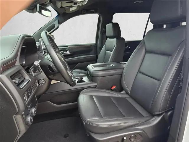 2024 Chevrolet Suburban 2WD LT