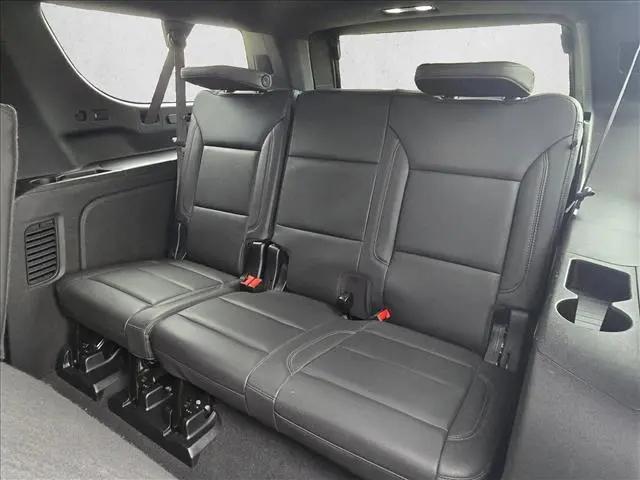 2024 Chevrolet Suburban 2WD LT