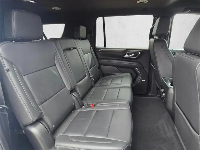 2024 Chevrolet Suburban 2WD LT
