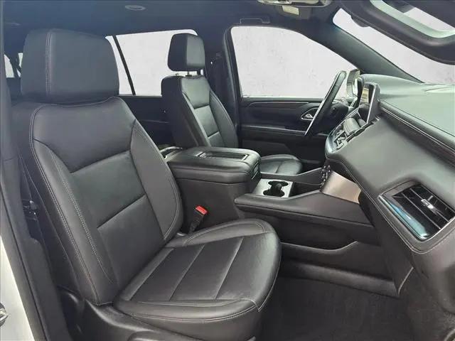 2024 Chevrolet Suburban 2WD LT