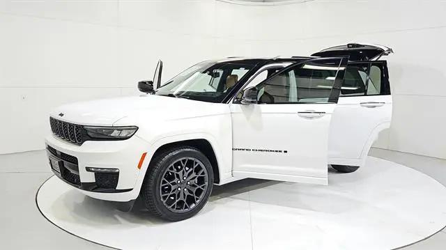 2023 Jeep Grand Cherokee L Summit 4x4