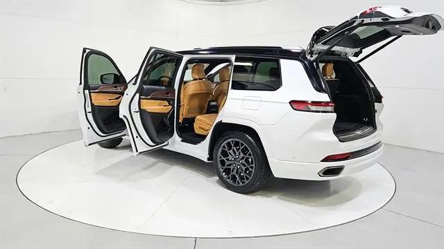 2023 Jeep Grand Cherokee L Summit 4x4