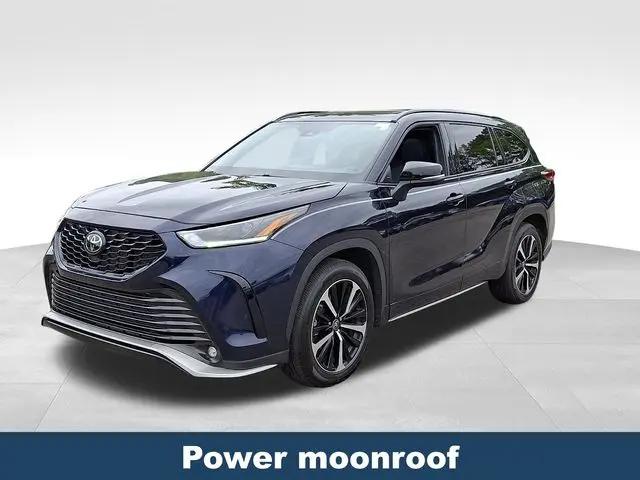 2022 Toyota Highlander XSE