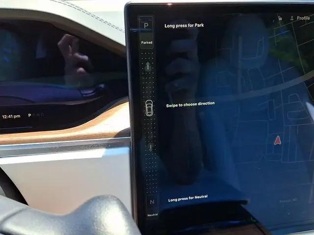 2023 Tesla Model S Standard Range