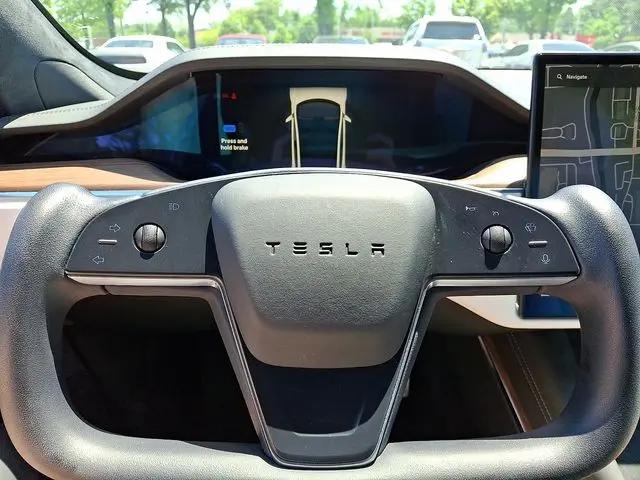 2023 Tesla Model S Standard Range