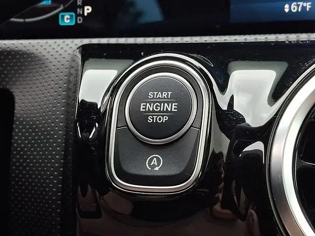 2025 Mercedes-Benz CLA 250 4MATIC