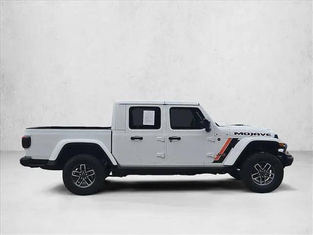2024 Jeep Gladiator Sport