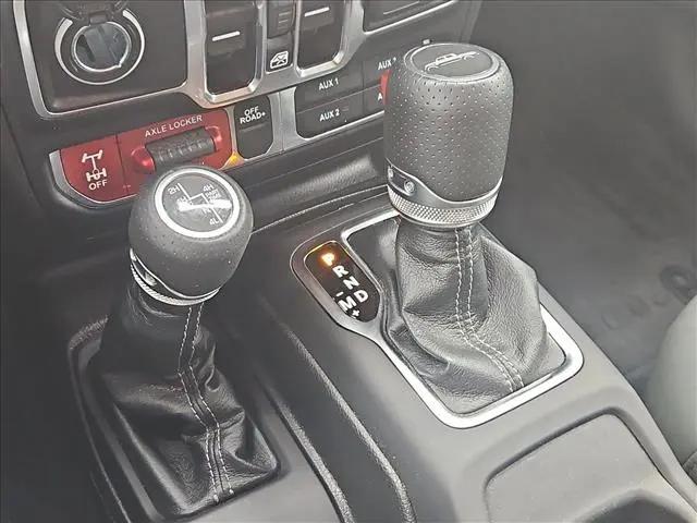 2024 Jeep Gladiator Sport