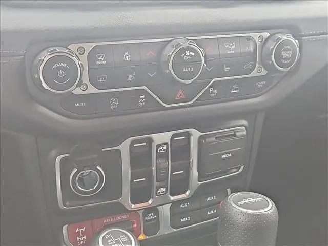 2024 Jeep Gladiator Sport