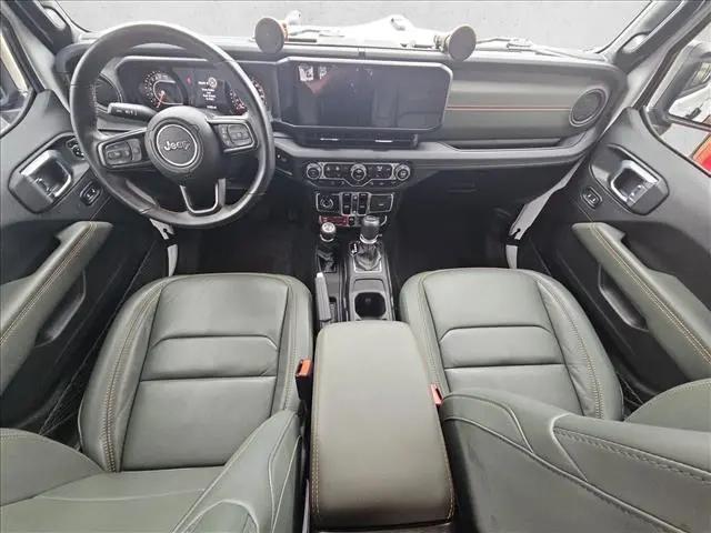 2024 Jeep Gladiator Sport