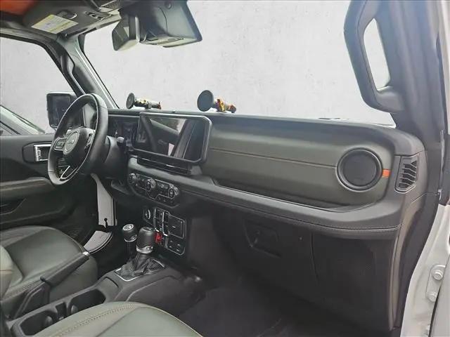 2024 Jeep Gladiator Sport