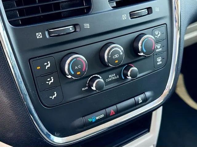 2020 Dodge Grand Caravan SE