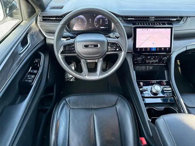 2025 Jeep Grand Cherokee Overland 4x4
