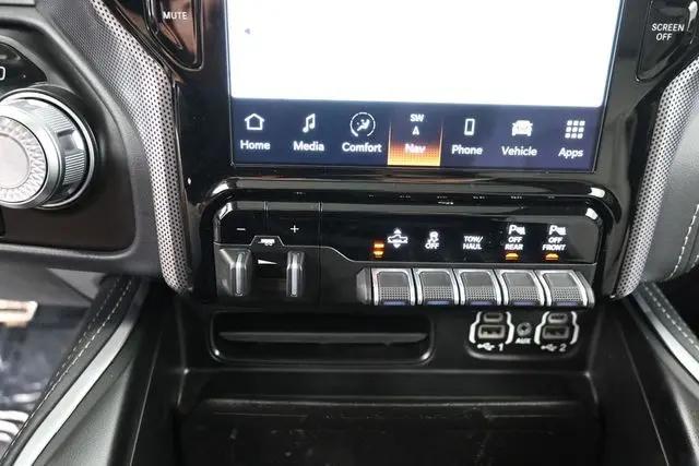 2022 Ram 1500 Limited Crew Cab 4x4 5'7" Box