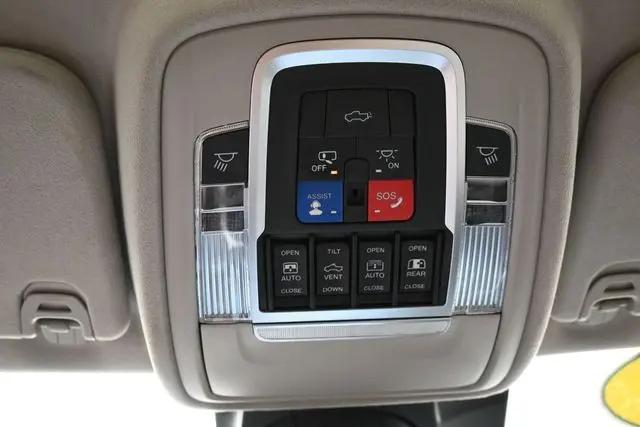 2022 Ram 1500 Limited Crew Cab 4x4 5'7" Box