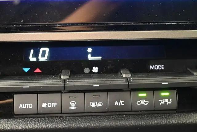 2026 Toyota Tundra SR5 CrewMax 5.5' Bed