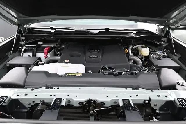2026 Toyota Tundra SR5 CrewMax 5.5' Bed