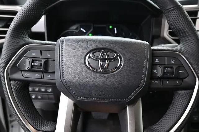 2026 Toyota Tundra SR5 CrewMax 5.5' Bed