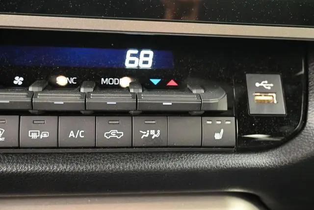 2026 Toyota Tundra SR5 CrewMax 5.5' Bed