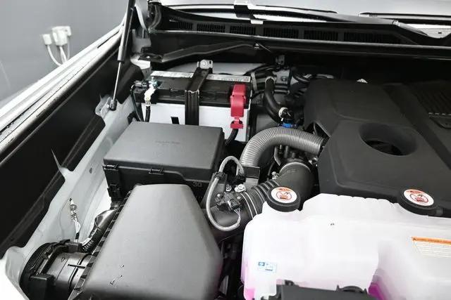 2026 Toyota Tundra SR5 CrewMax 5.5' Bed