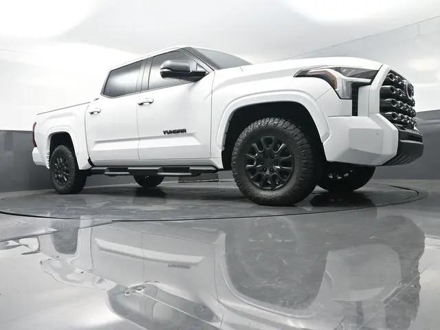 2026 Toyota Tundra SR5 CrewMax 5.5' Bed