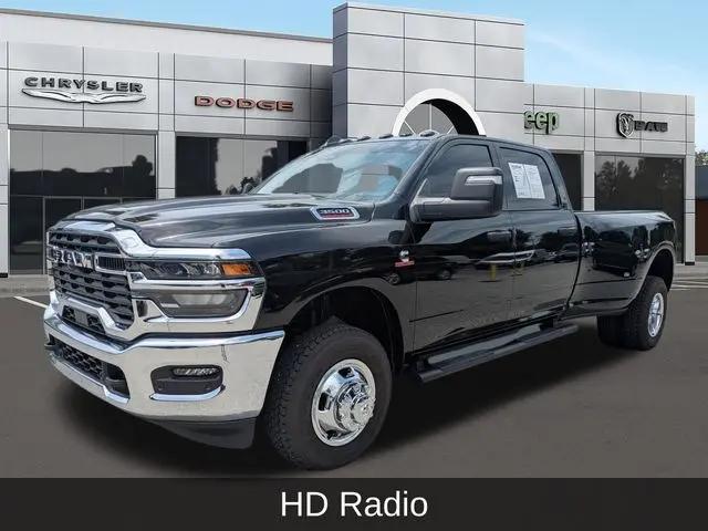 2026 Ram 3500 Tradesman Crew Cab 4x4 8' Box