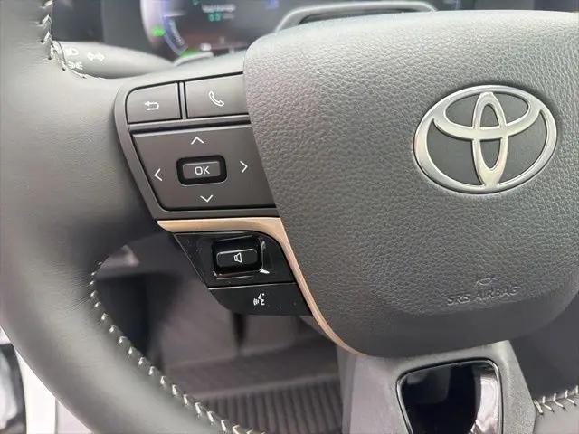 2026 Toyota Crown Signia Limited