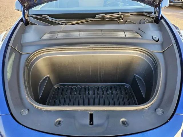 2024 Tesla Model Y Long Range Dual Motor All-Wheel Drive