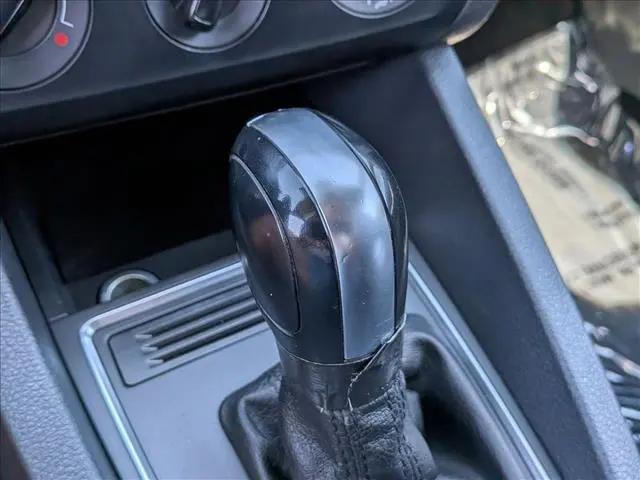 2015 Volkswagen Jetta 2.0L S