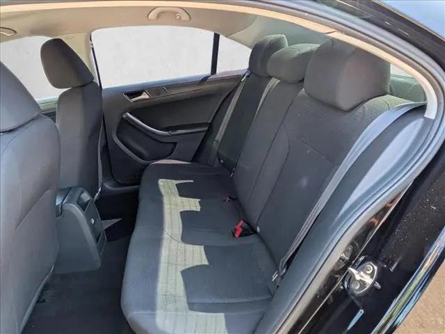 2015 Volkswagen Jetta 2.0L S