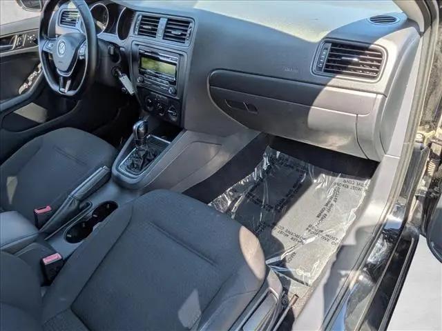 2015 Volkswagen Jetta 2.0L S