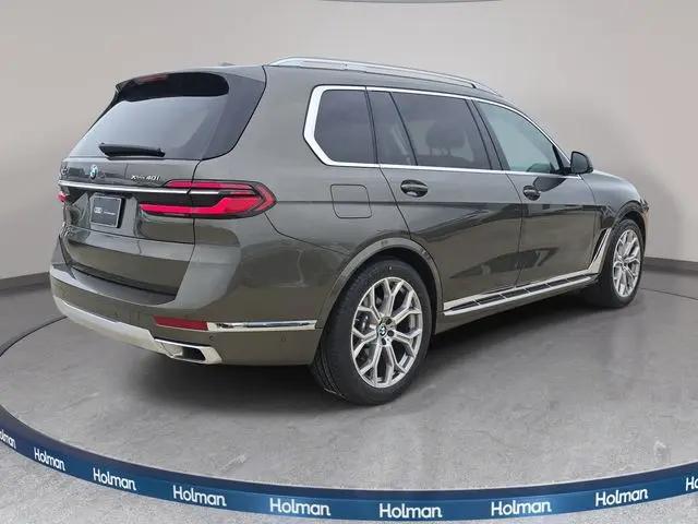 2025 BMW X7 xDrive40i