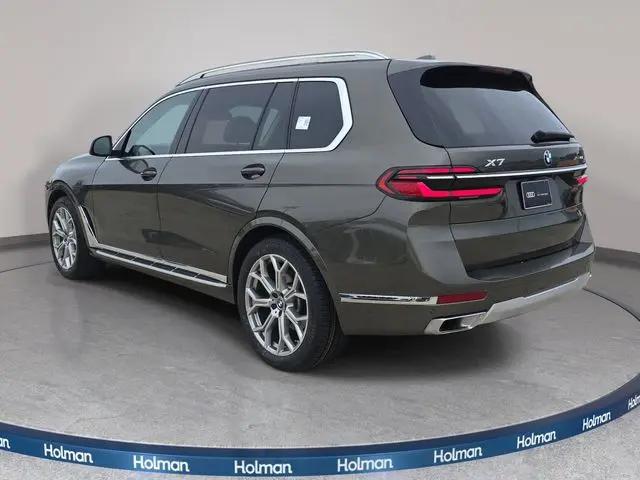 2025 BMW X7 xDrive40i