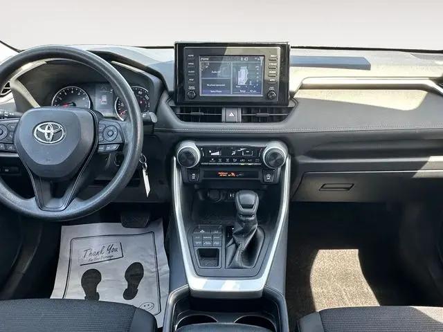 2019 Toyota RAV4 LE