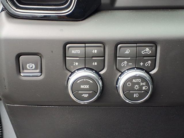 2026 GMC Sierra 2500HD Crew Cab, Standard Bed, AT4X, 4WD