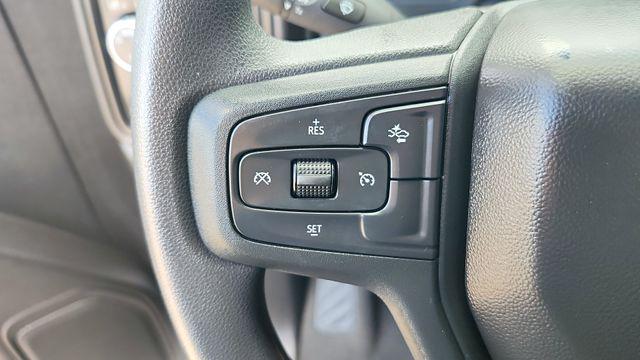 2024 Chevrolet Silverado 1500 2WD Crew Cab Short Bed Custom