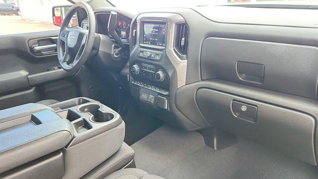 2024 Chevrolet Silverado 1500 2WD Crew Cab Short Bed Custom
