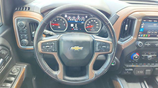 2022 Chevrolet Silverado 1500 4WD Crew Cab Short Bed High Country